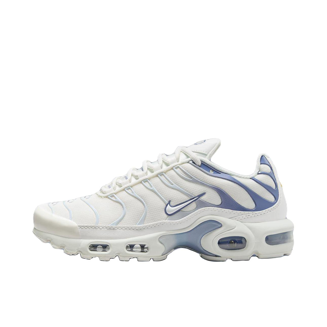 推荐商品：Nike Air Max Plus 跑鞋 休闲舒适轻便网布透气防滑耐磨气垫缓震包裹性贴合圆头 白色/天蓝色