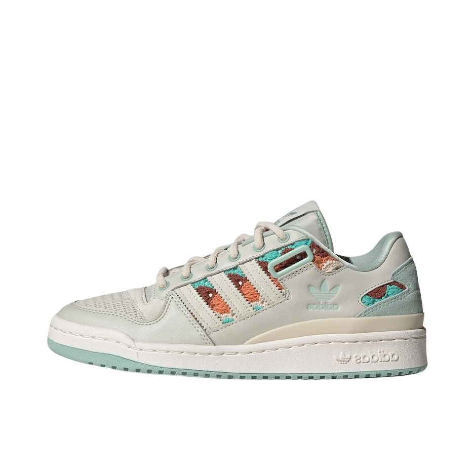 推荐商品：adidas Originals Forum 板鞋 轻便复古防滑时尚魔术贴篮球风薄底包裹性 浅灰白/浅湖绿