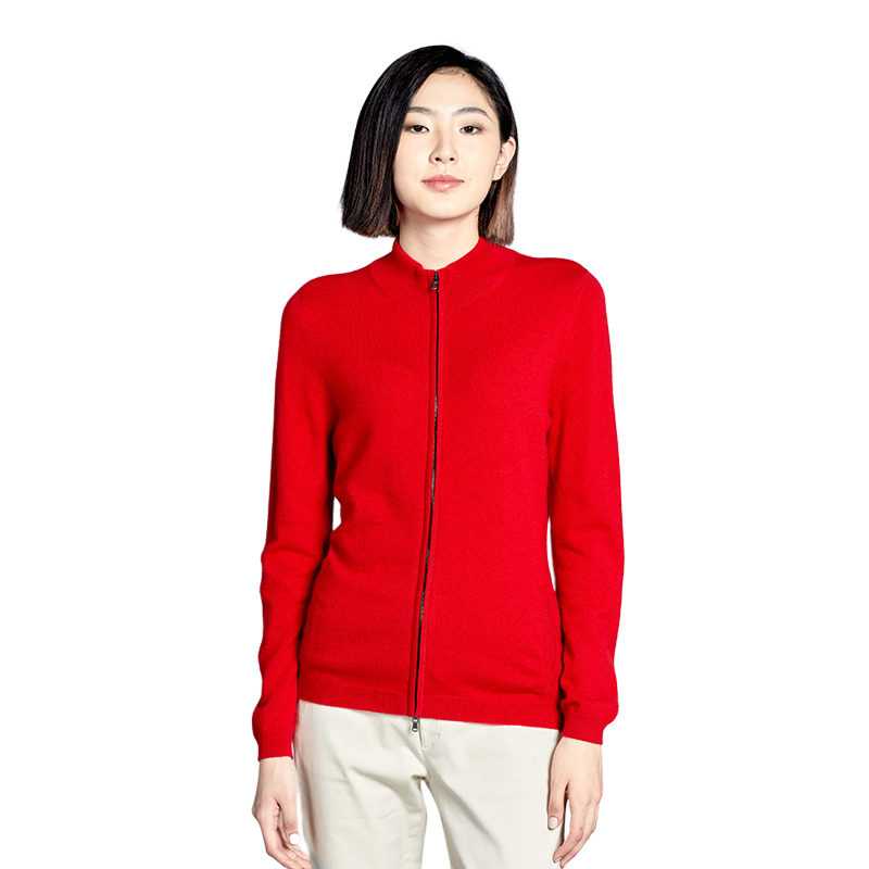 推荐商品：Gobi/戈壁 保暖拉链高领针织开衫 女装 WK69 红