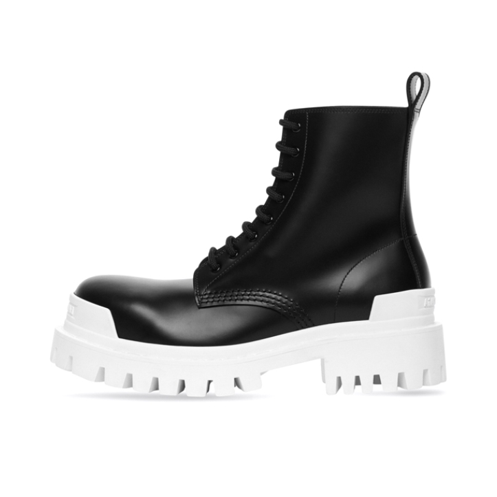 推荐商品：Balenciaga 巴黎世家 Strike 防滑耐磨 二层牛皮 圆头 潮流百搭 时装靴 黑色/白色