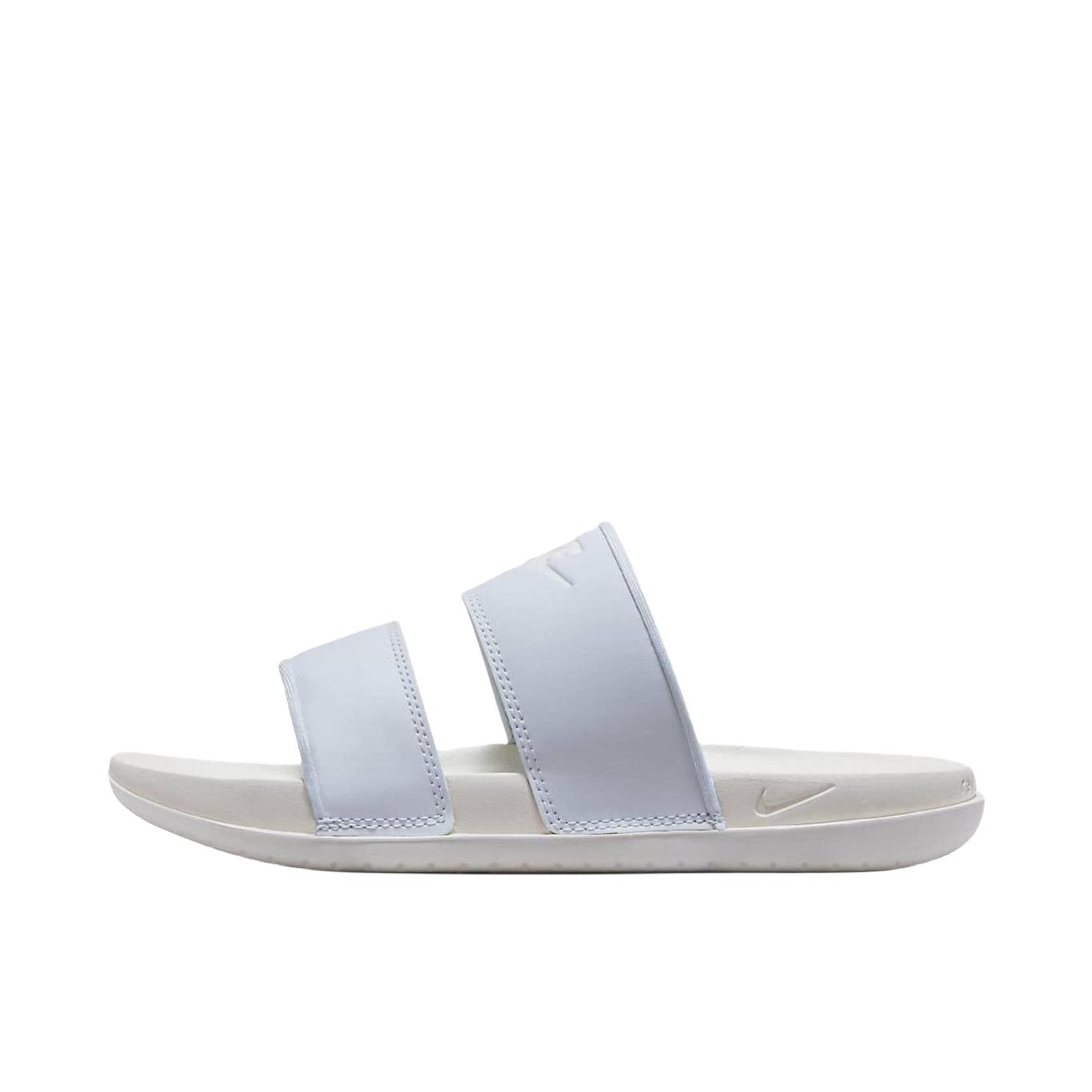 推荐商品：Nike Offcourt Duo Slide 防滑耐磨 舒适轻便 外穿运动 一字 拖鞋 女款/蓝白色