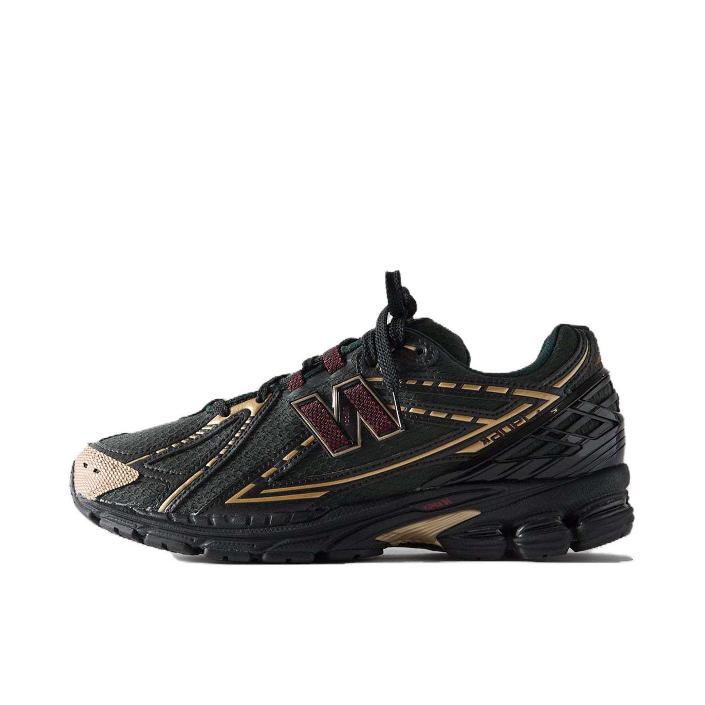 推荐商品：New Balance 1906R 跑鞋 网面透气防滑耐磨轻便复古防水运动贴合 KITH联名/黑色
