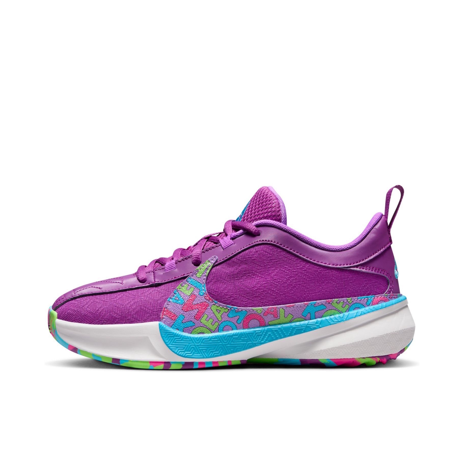 推荐商品：Nike Zoom Freak 5 字母哥5代 篮球鞋 抗扭缓震抓地舒适实战回弹 GS/浆果红/梦幻紫红/波罗的海蓝
