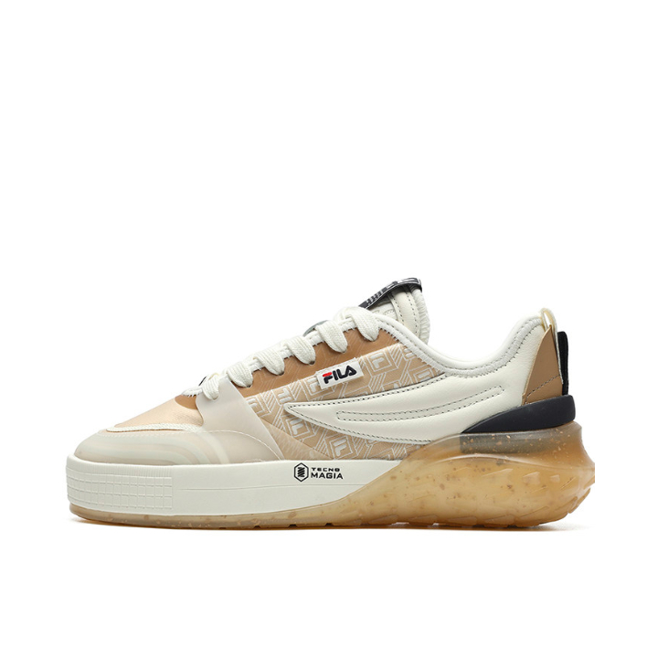 推荐商品：FILA/斐乐 Mixa 潮流龙鳞 防滑耐磨 舒适透气 轻便 百搭复古 潮流 合成革 运动休闲鞋 F12W223101F 女款/米黄色/香草冰