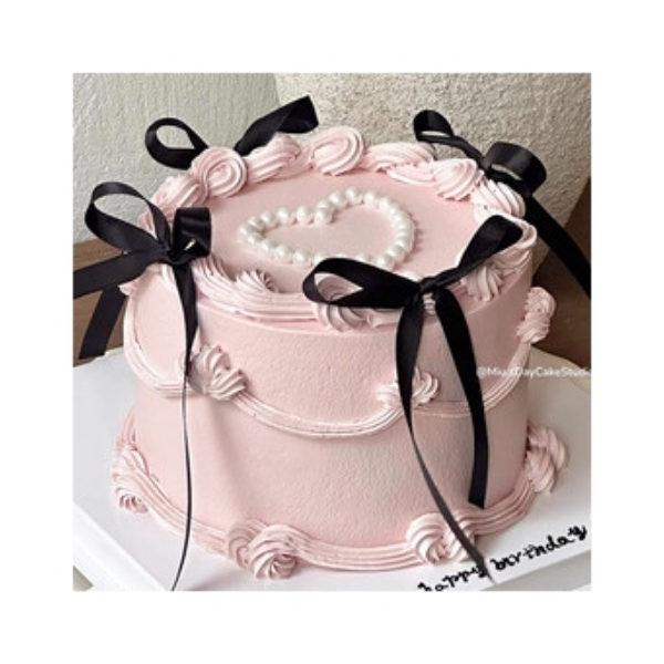 推荐商品：特惠情人节~6英寸~1磅~12选1现打奶油、新鲜现做、健康美味、用心制作浪漫没有定义，你在爱就在，情人节蛋糕预定中，网红火花蛋糕，甜蜜小熊，周年蛋糕（建议2/4食用☞我们支持同城快送1小时送达☞较远位置与特殊节假日时间除外☞）星级⭐⭐⭐⭐⭐ 12 选 1