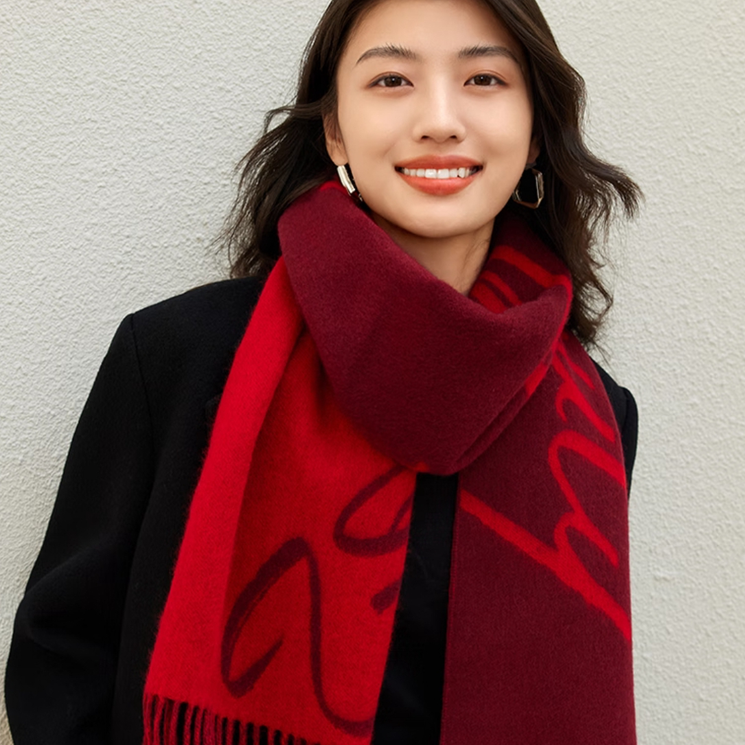 推荐商品：SIGGI 24AW流苏边纯羊毛保暖加厚围巾 SI92456