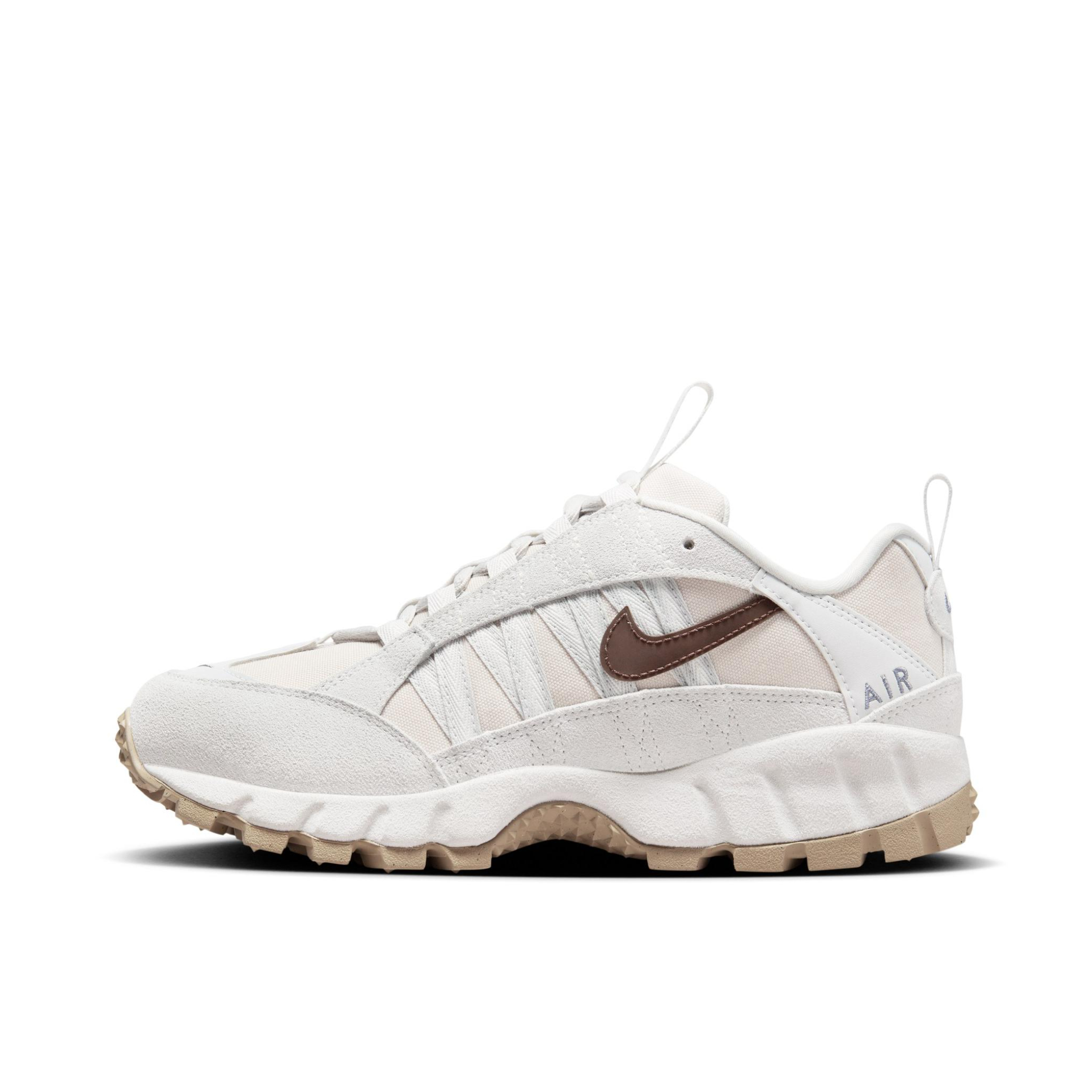 推荐商品：Nike Air Humara 跑鞋 防滑耐磨舒适透气缓震户外运动圆头 浅红木褐/巴洛克棕/尘光子色
