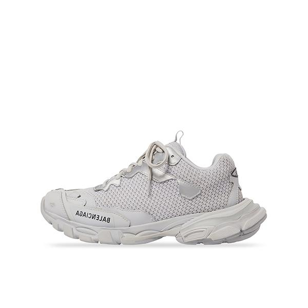 推荐商品：Balenciaga/巴黎世家 Track 3.0 运动休闲鞋 防滑耐磨网布透气舒适时尚做旧圆头厚底 浅灰色