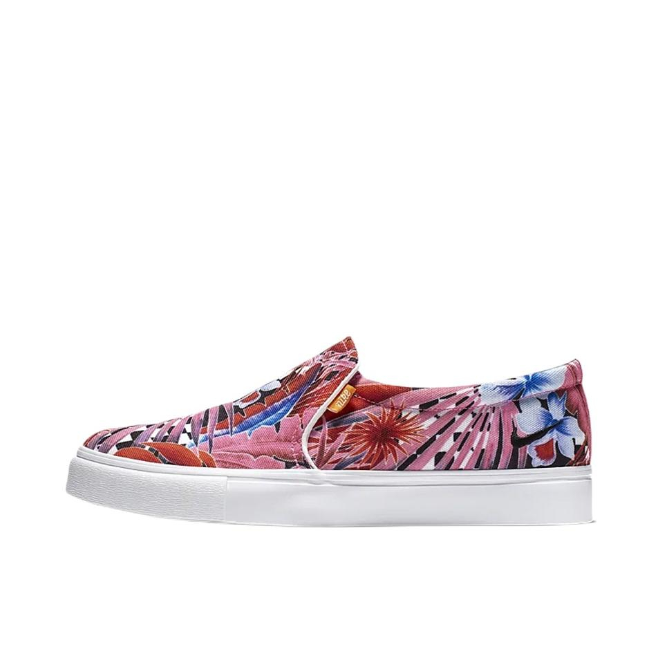 推荐商品：Nike Court Royale AC Slip-On 时尚百搭 舒适轻便 休闲一脚蹬 防滑 板鞋 Pink/Red 红粉花卉