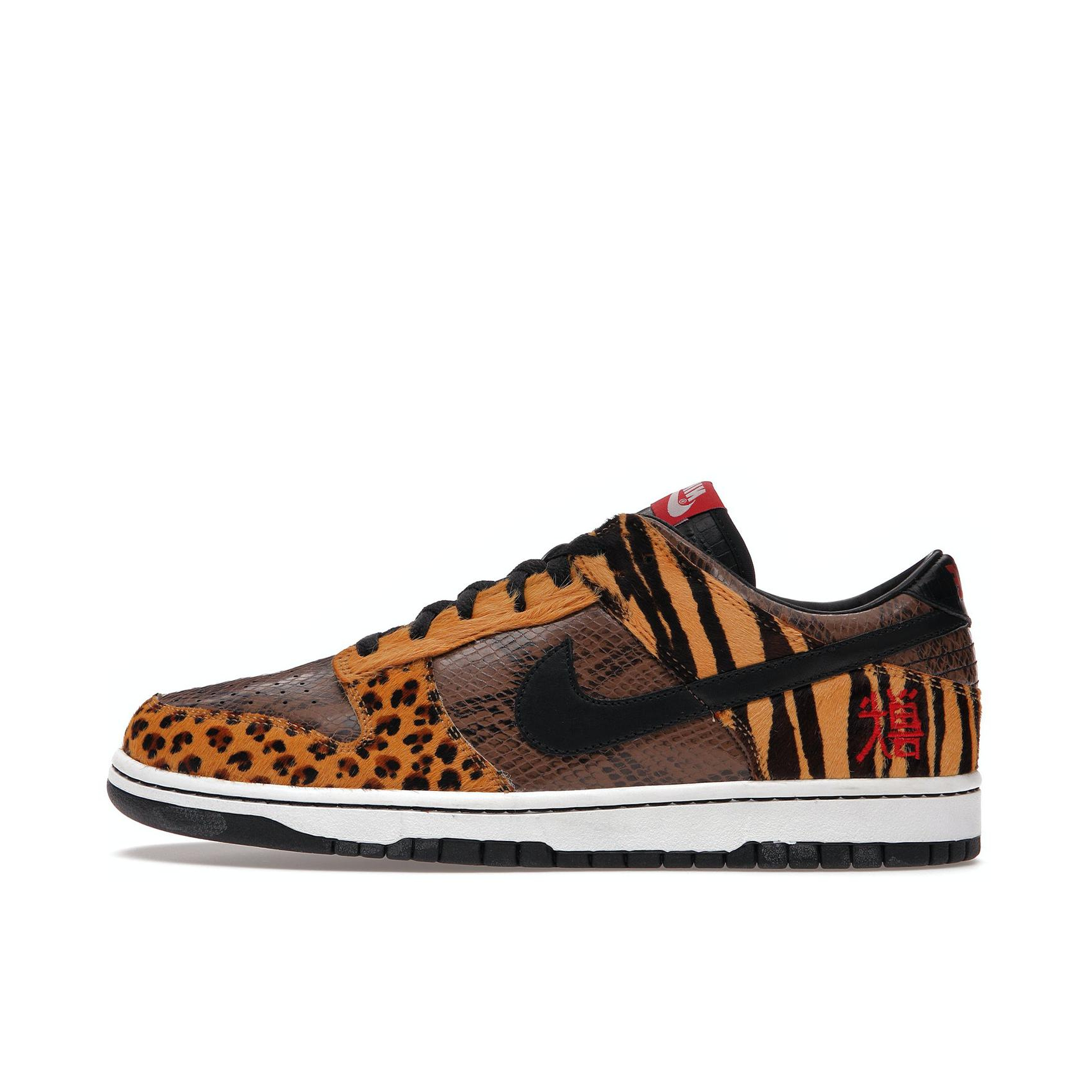 推荐商品：Nike Dunk 板鞋 经典复古百搭 Low Beast Pack SB/低帮/豹纹/蛇皮纹