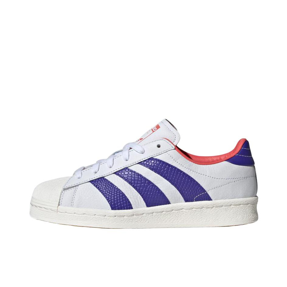 推荐商品：adidas Originals Superstar 82 板鞋 轻便简约复古贝壳头防滑防水贴合 白色/蓝色/红色