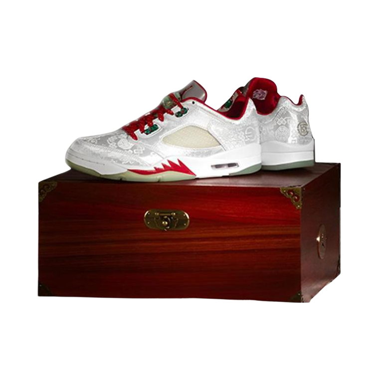 推荐商品：Air Jordan 5 运动休闲鞋 复古潮流透气防滑耐磨缓震实战支撑包裹性 特殊鞋盒/CLOT联名/白丝绸
