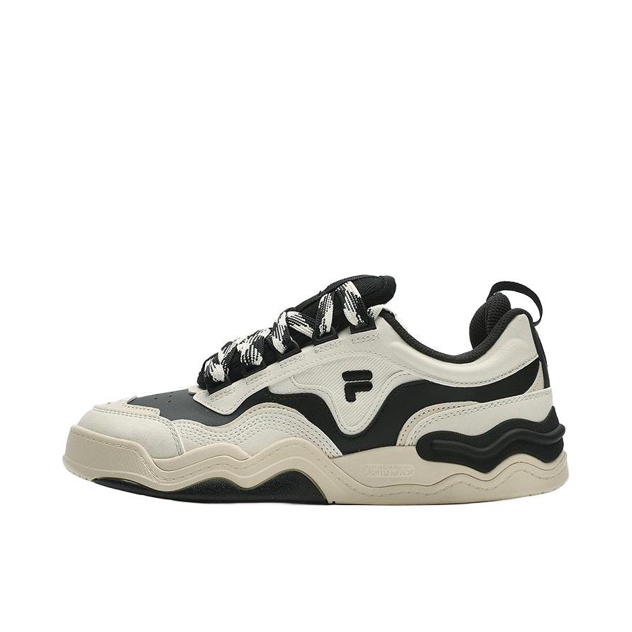 推荐商品：FILA/斐乐 KICK 潮流百搭 时尚复古 防滑耐磨 轻便透气 波浪鞋 织物 运动休闲鞋 T12M242203F 奶白/黑色