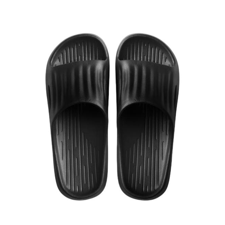 推荐商品：MINISO/名创优品 软云 防滑耐磨 软底轻便 浴室 时尚简约 拖鞋 黑色
