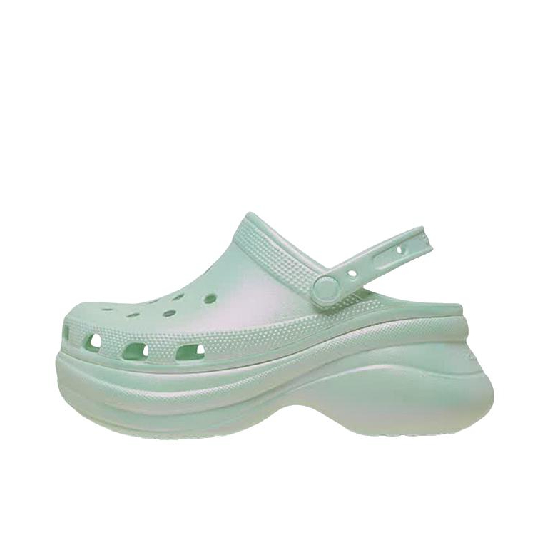 推荐商品：Crocs/卡骆驰 Classic BAE Clog 小鲸鱼 复古 坡跟 厚底 增高 防滑耐磨 涉水 运动 沙滩 圆头 洞洞鞋 凉鞋 女款/绿色