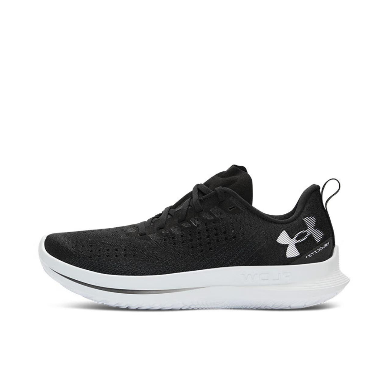推荐商品：Under Armour/安德玛 Velociti 4 低帮 舒适缓震 防滑耐磨 百搭 跑鞋 黑色/白色