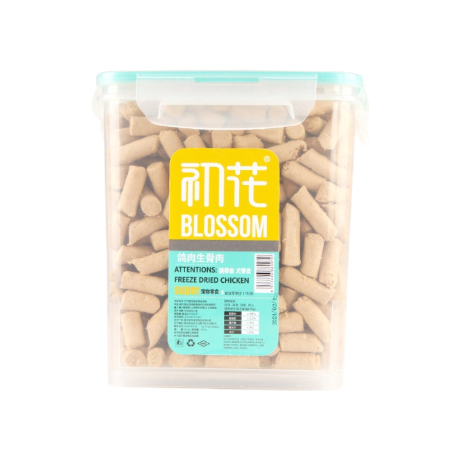 推荐商品：初花 五拼鸡胸肉粒营养增肥发腮猫冻干零食 500g