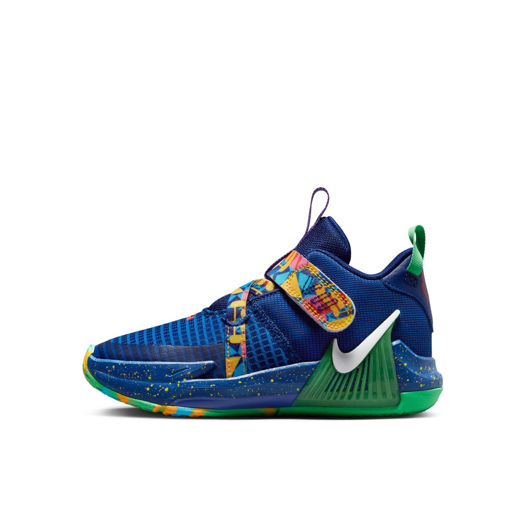 推荐商品：Nike LeBron Witness 7 防滑 耐磨 舒适 减震 训练 透气 儿童篮球鞋 小童/深宝蓝/白色/游戏宝蓝/电子藻绿