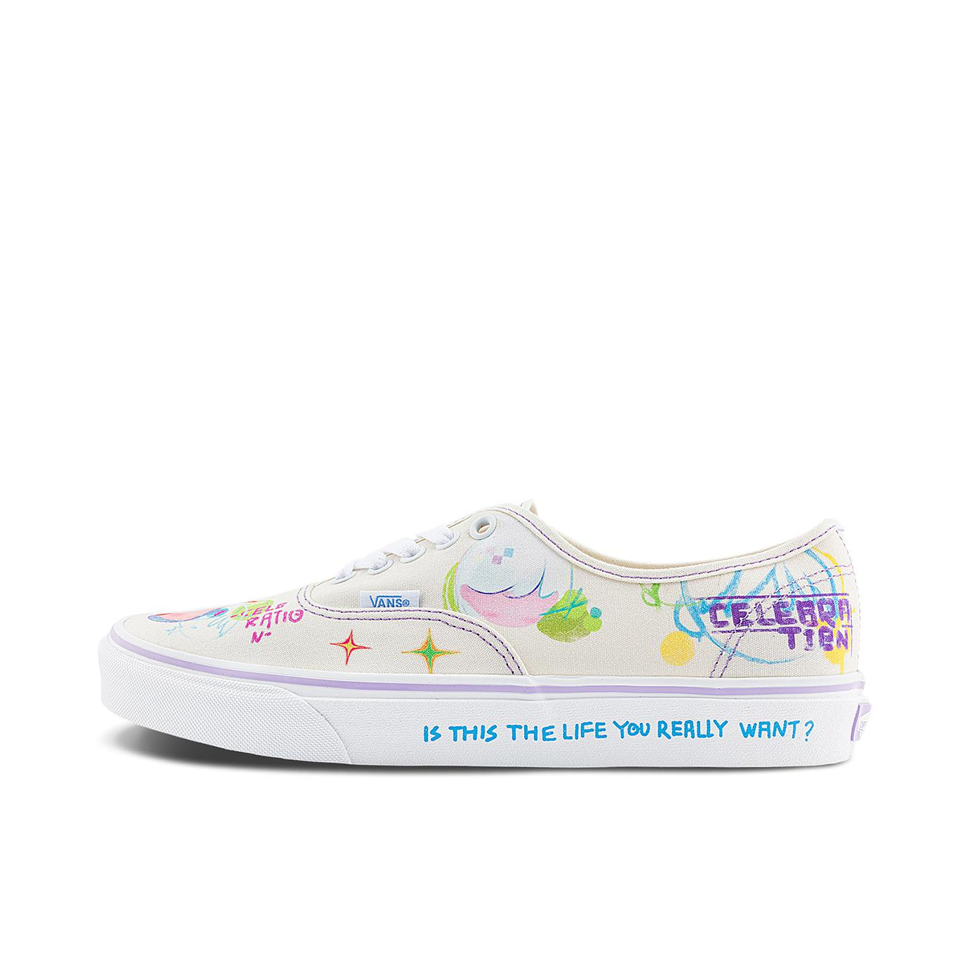 推荐商品：Vans/范斯 Authentic 潮流休闲 轻便舒适 防滑耐磨 百搭运动 复古 板鞋 Otw Nuttsh联名/彩色/印花