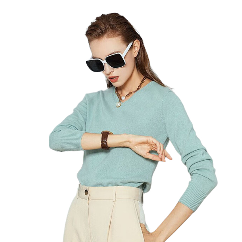 推荐商品：pipigou/皮皮狗 V领套头长袖套头毛衣 女装 9245159918 豆沙绿