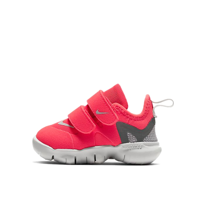 推荐商品：Nike Free RN 5.0 防滑耐磨 轻便透气 休闲舒适 运动鞋儿童 小童/红色