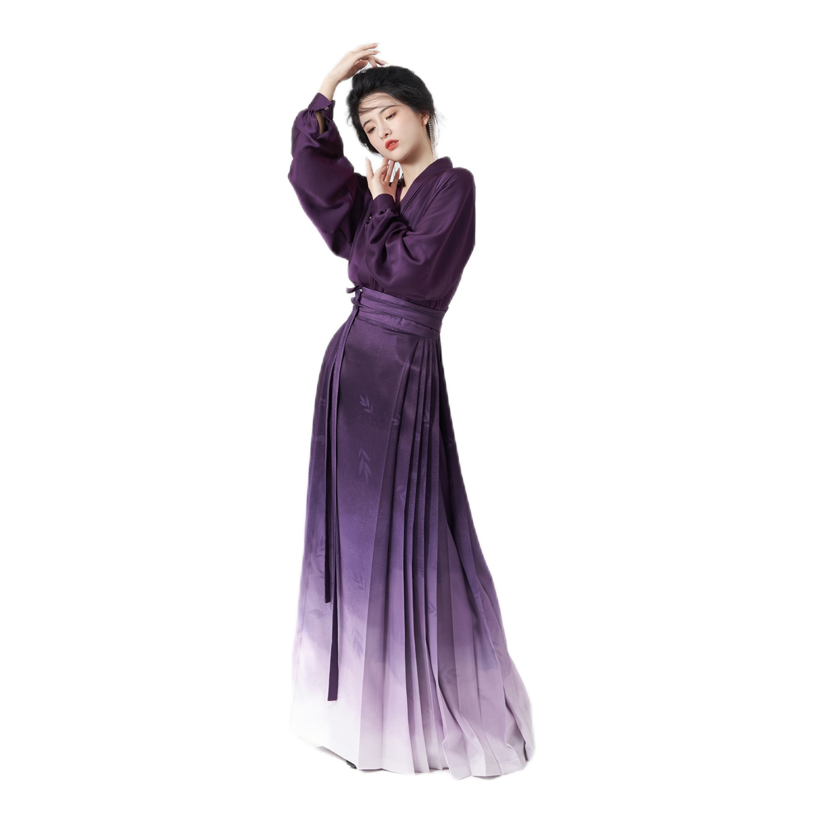 推荐商品：织造司 伏棠 明制改良国风汉元素上衣黛紫渐变飞机袖马面裙汉服 女装 紫飞机袖+马面裙/两件套