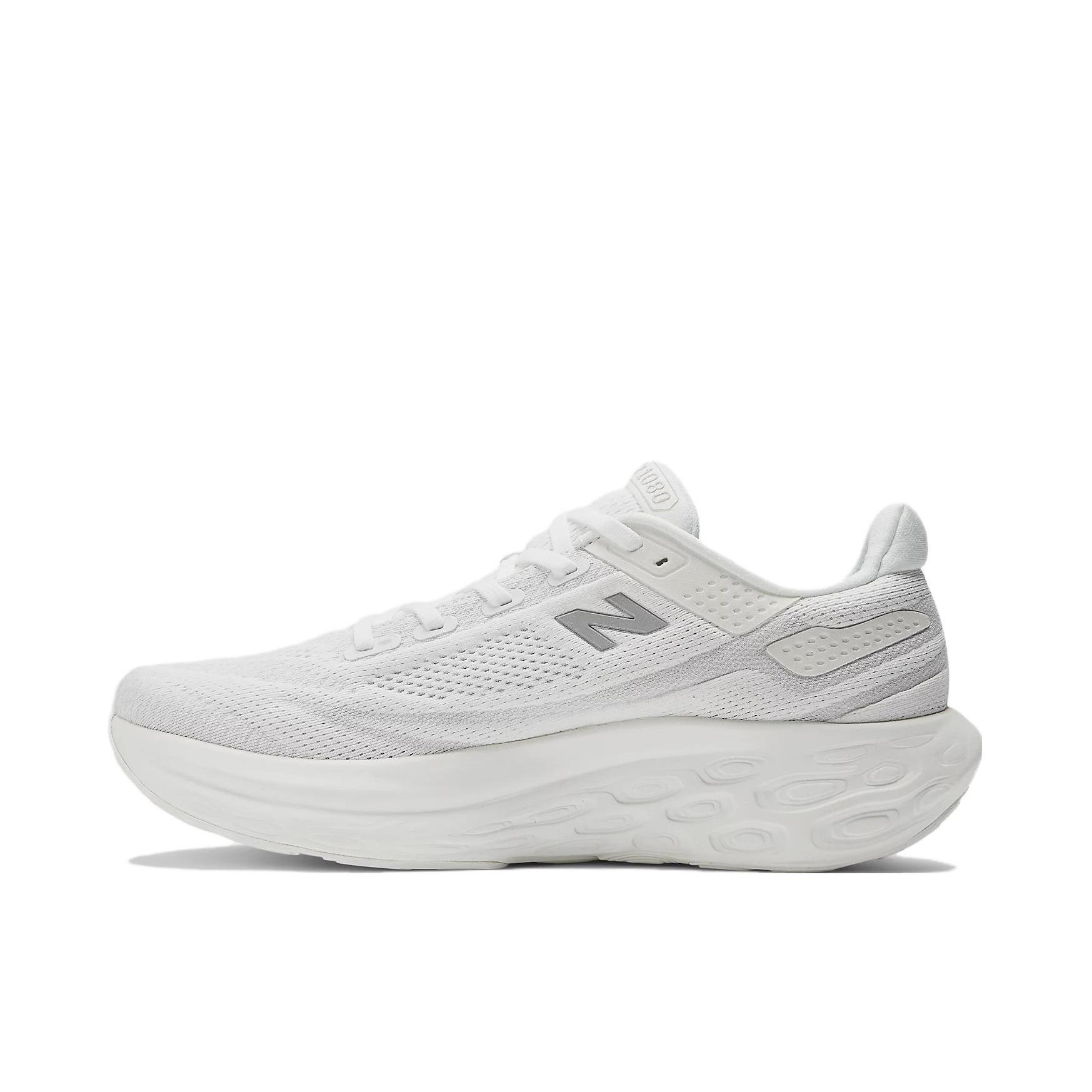 推荐商品：New Balance Fresh Foam X 1080v13 跑鞋 舒适缓震防滑耐磨慢跑圆头 男款/白色/灰色