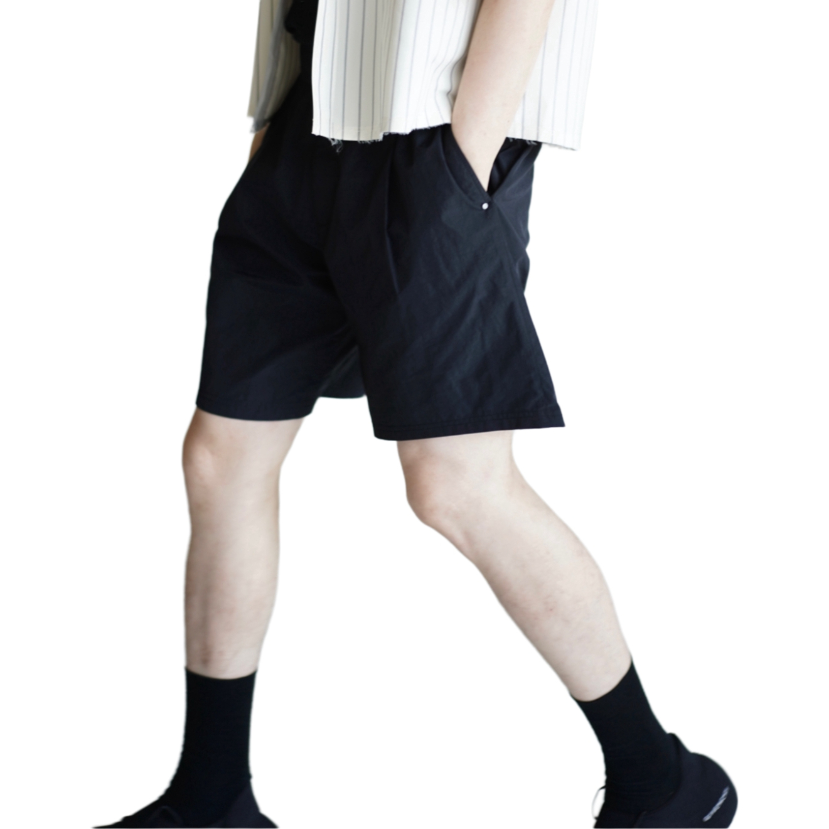 推荐商品：G FOR INNERTHOUGHT 机能工装轻便休闲短裤 黑