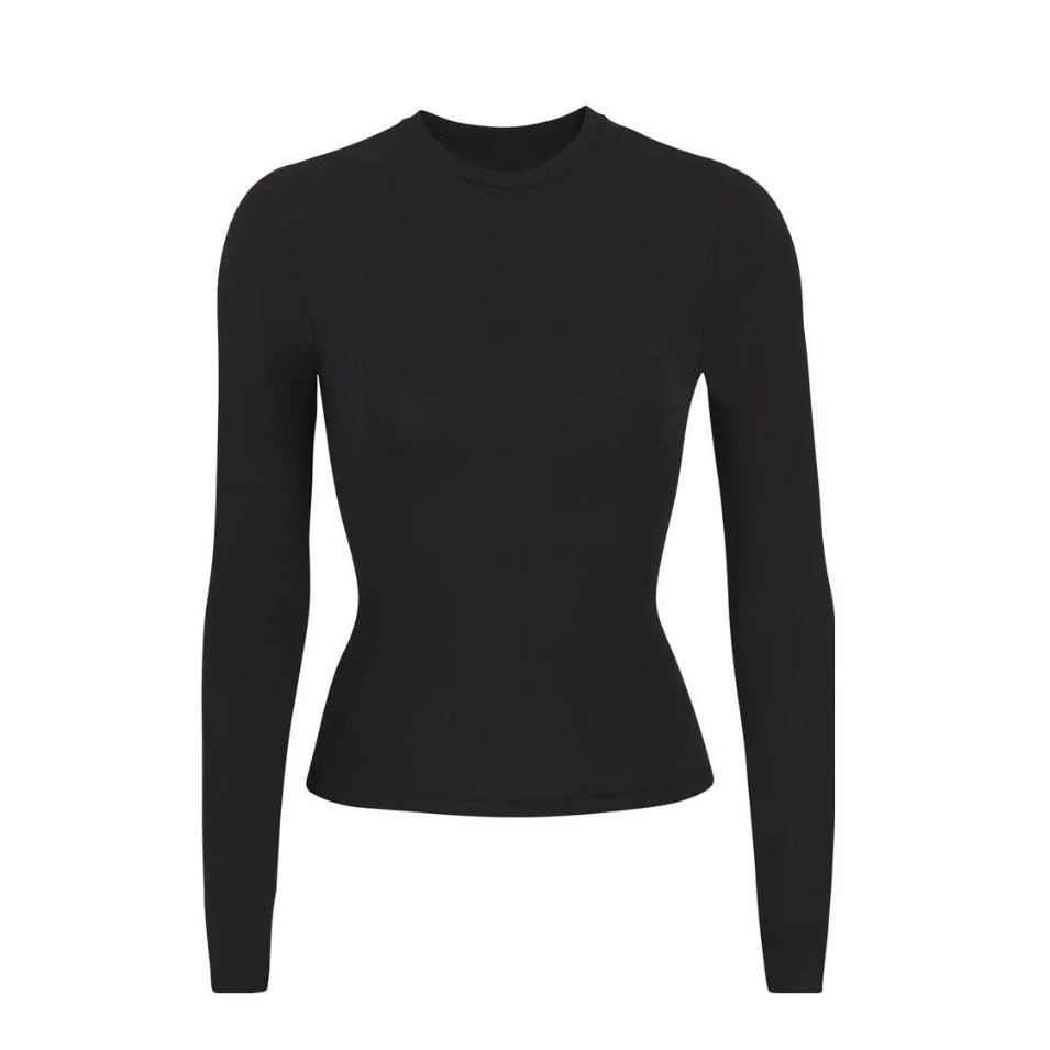 推荐商品：【宁艺卓同款】skims 纯色弹力柔软圆领长袖T恤 女装 AP-TSH-0647-SOT 烟灰 