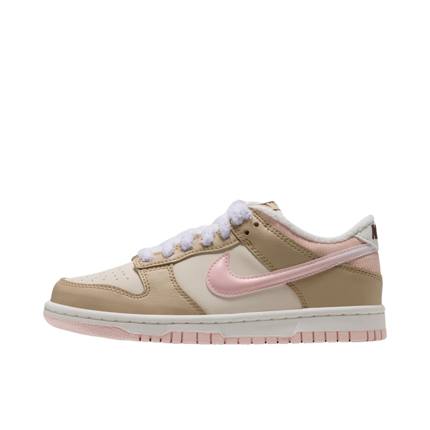 推荐商品：Nike Dunk 板鞋 经典复古百搭 低帮/大童/粉色/帆白色/浅巧克力/亚麻色/白色
