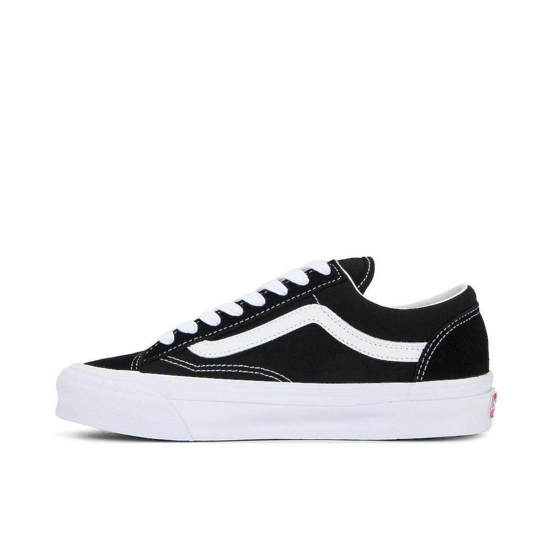 推荐商品：Vans/范斯 Style 36 滑板鞋 板鞋 舒适轻便防滑耐磨复古百搭帆布拼接防水运动 骨白色/黑色