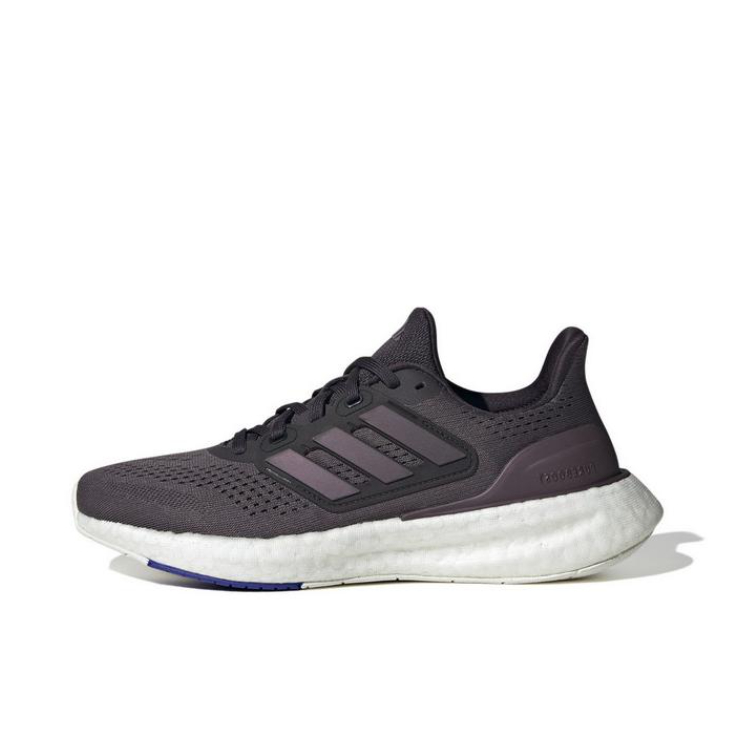 推荐商品：adidas Pureboost 23 跑鞋 减震网面训练轻便 女款/黑色/白色