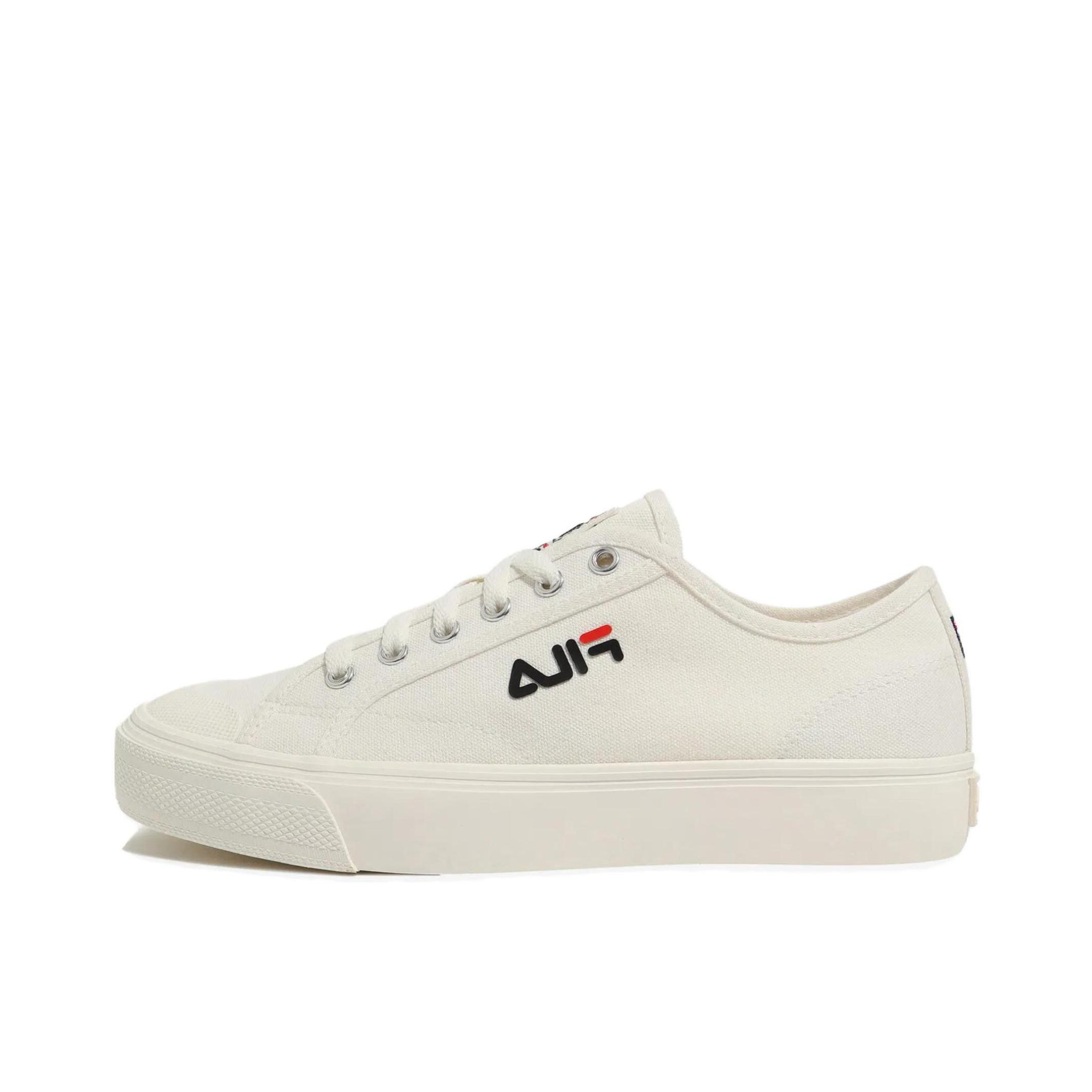 推荐商品：FILA/斐乐 Classic Kicks 简约百搭 轻便耐磨 舒适低帮 韩版 帆布鞋 米色/黑色