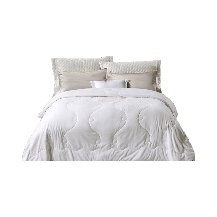 推荐商品：FUANNA/富安娜 B类 涤纶被面 100%桑蚕丝雅致抗菌桑蚕丝冬厚被 二合一双人单人单双人加厚