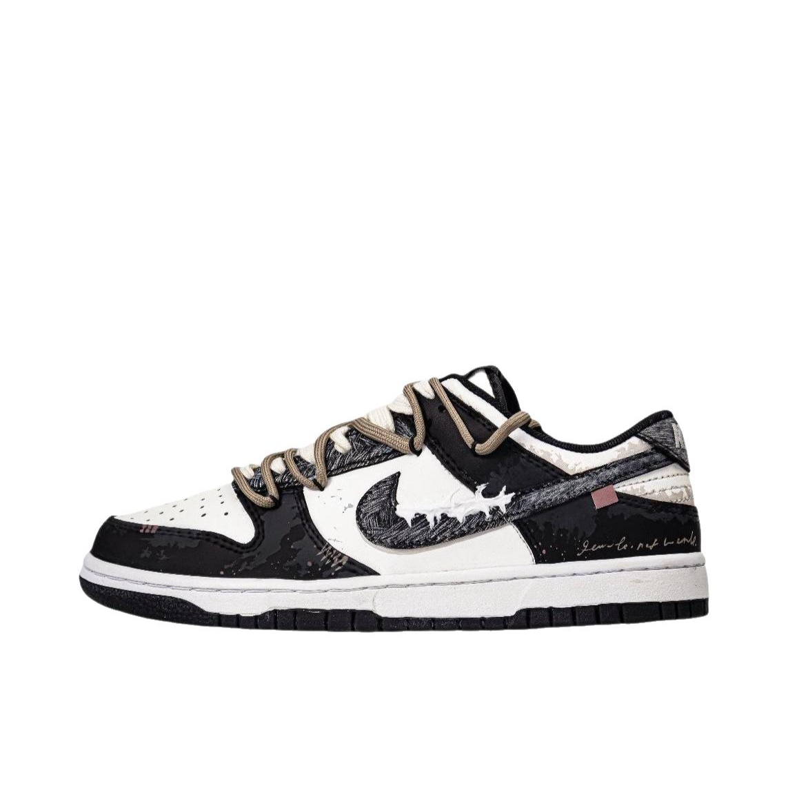 推荐商品：【定制球鞋】 Nike Dunk 板鞋 平跟系带防滑耐磨做旧高街简约百搭潮流复古美式 凋零月影