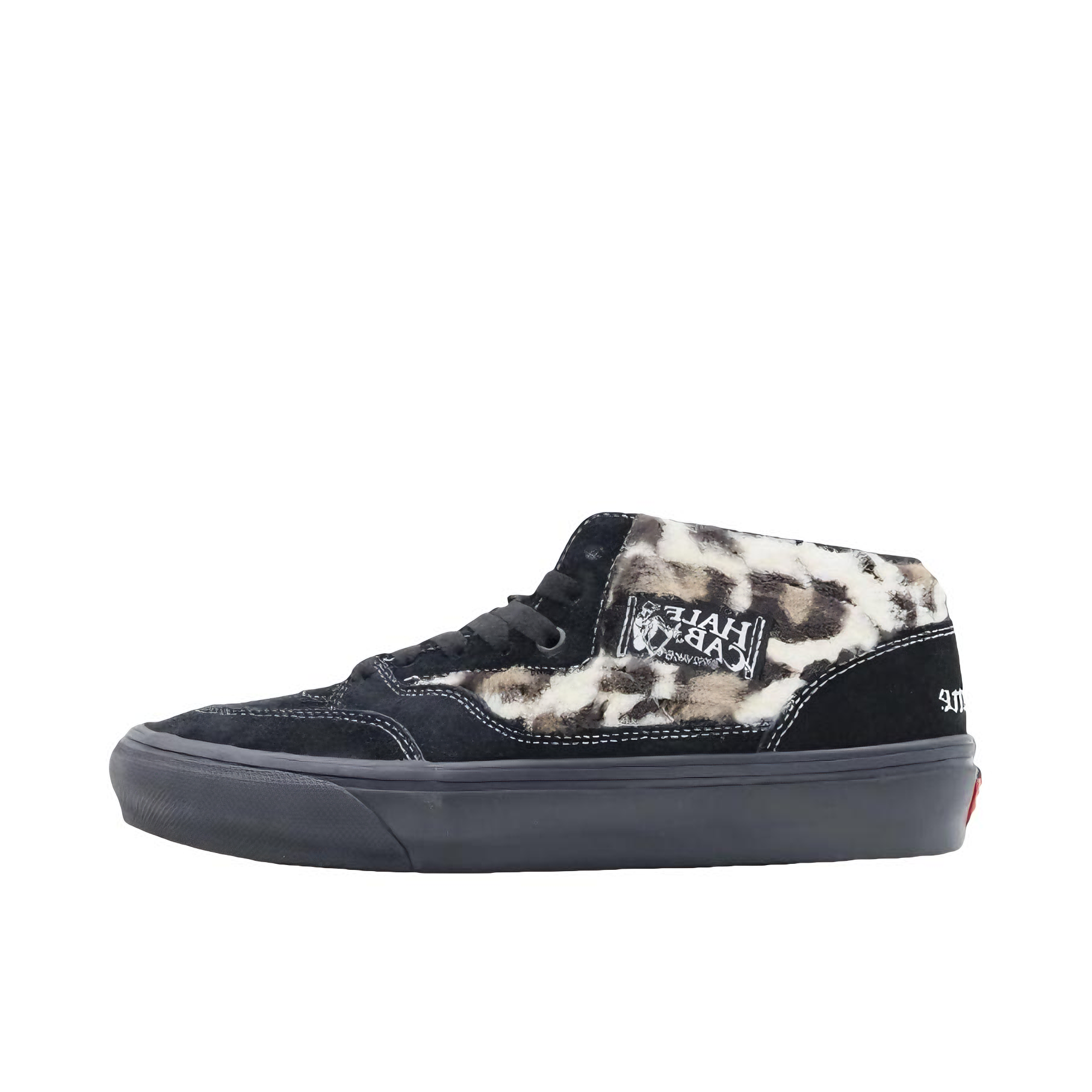 推荐商品：Vans/范斯 Half Cab 板鞋 减震透气防滑耐磨系带舒适轻便百搭复古贴合 Supreme联名/黑色