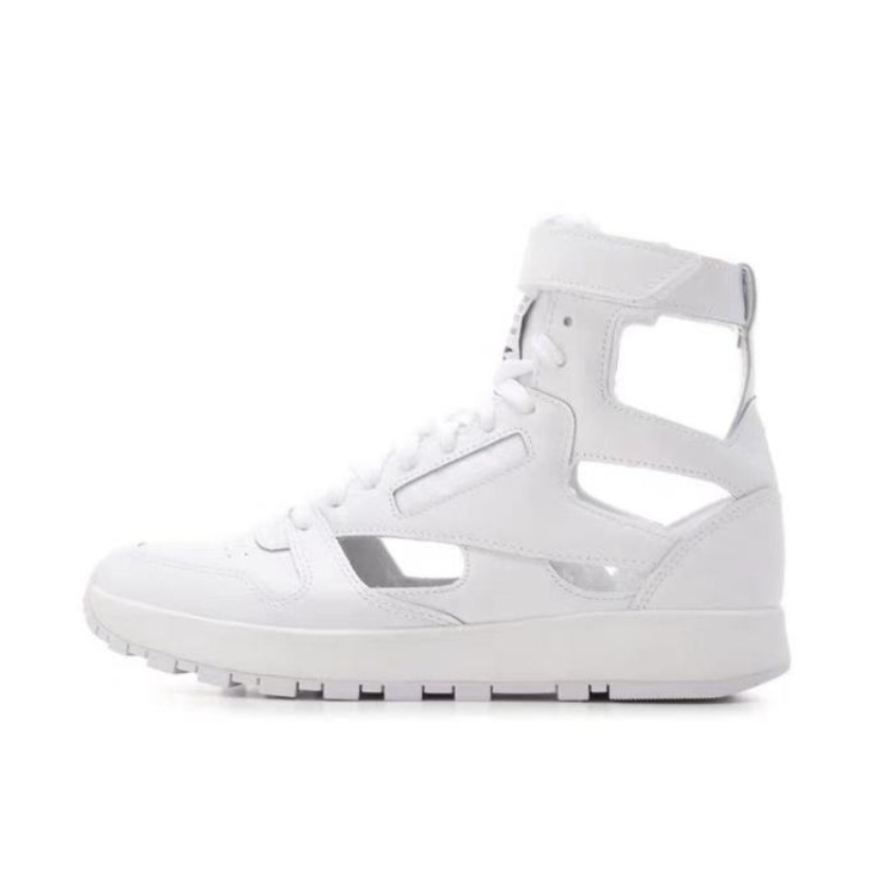 推荐商品：Maison Margiela Ddstck系列 时尚拼接 休闲鞋 白色/灰色