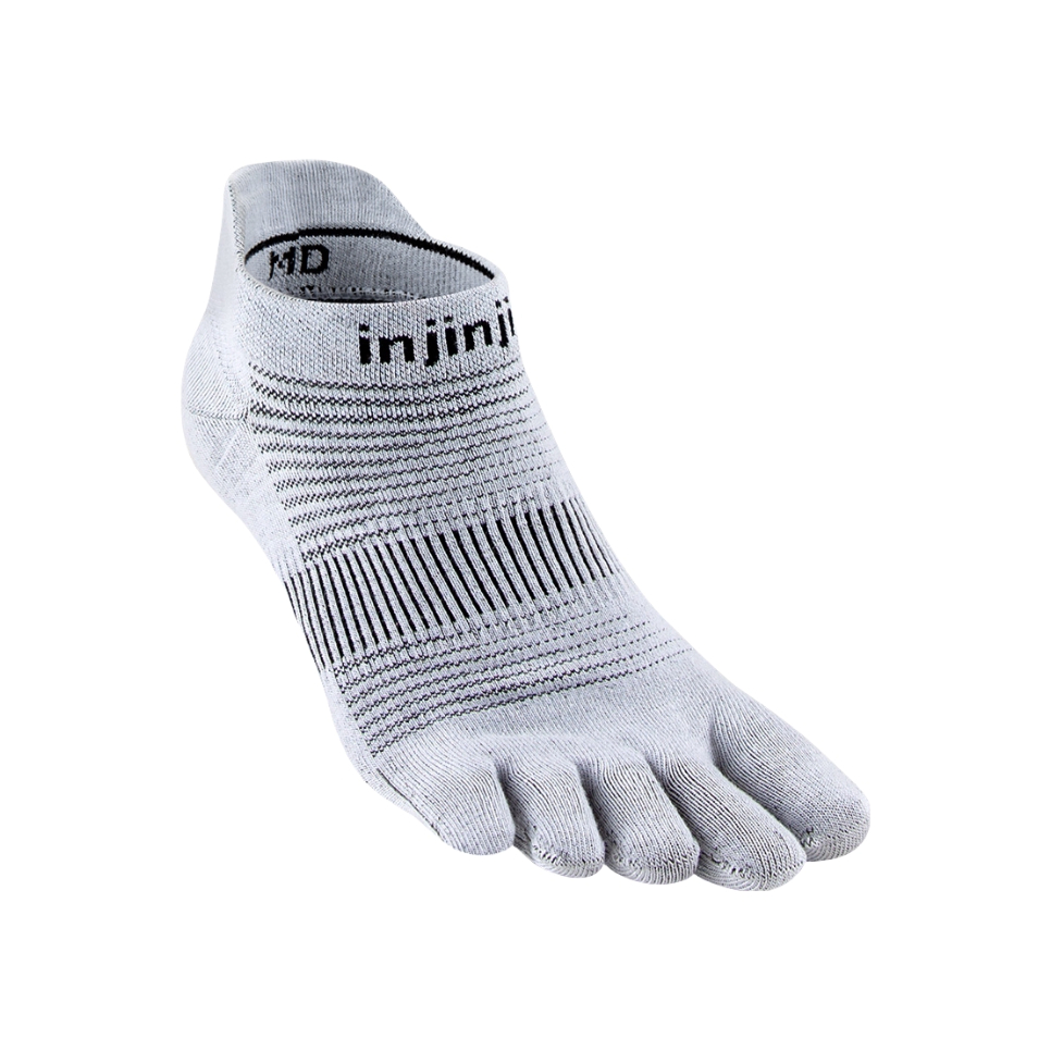 推荐商品：INJINJI 马拉松分脚趾常规厚度防水泡吸汗薄款短筒船袜