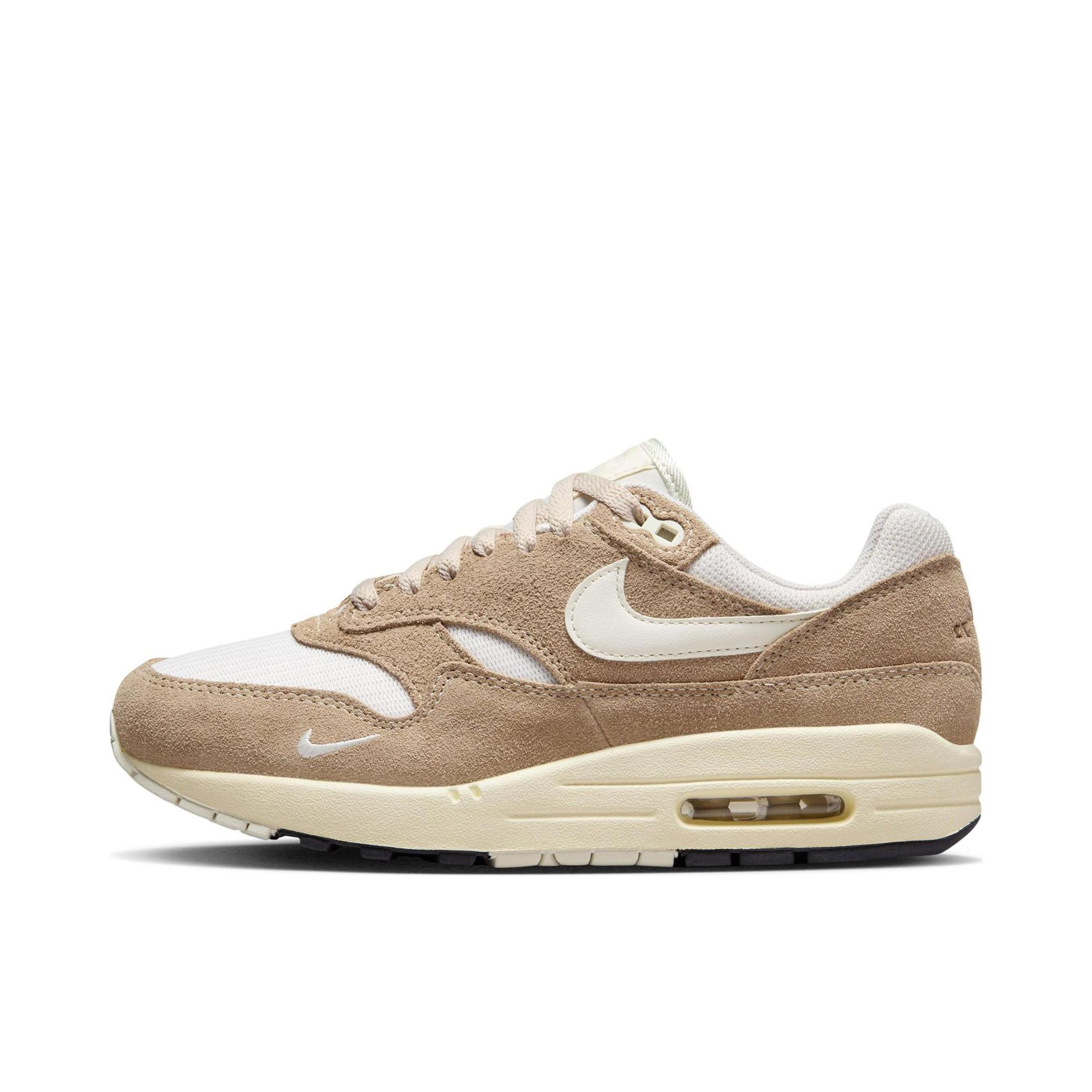 推荐商品：Nike Air Max 1 跑鞋 气垫缓震透气轻便复古运动舒适百搭潮流耐磨低帮训练防滑冬季支撑马拉松防水抓地圆头耐穿 褐色/米色