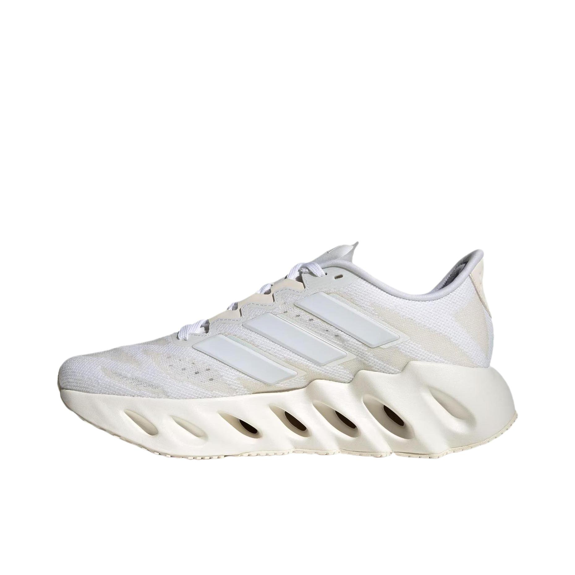 推荐商品：adidas Switch FWD 跑鞋 网面透气缓震轻便洞能回弹 白色