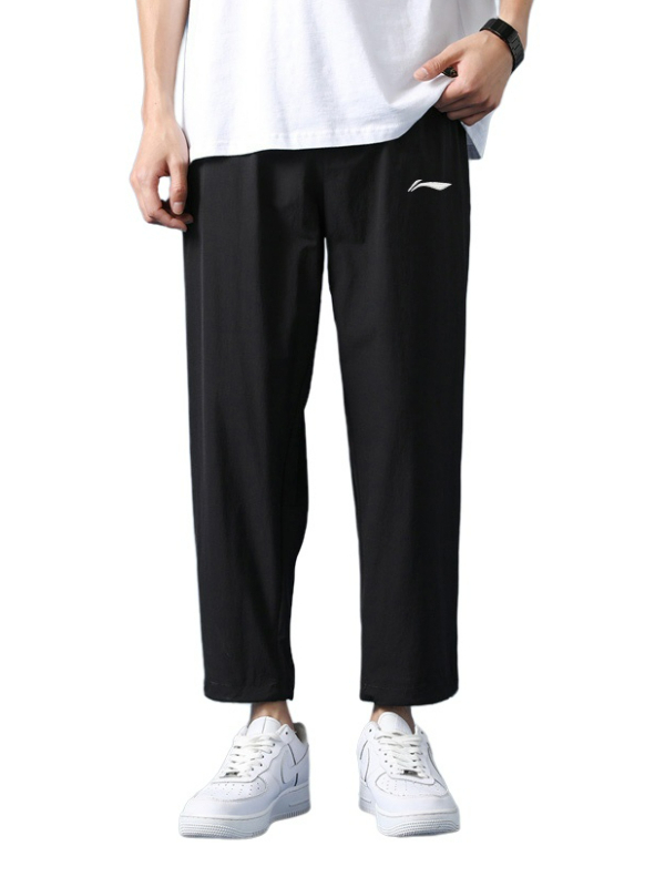 推荐商品：李宁 韦德系列 松紧腰冰丝速干凉爽平口直筒运动长裤 AYKT413 黑