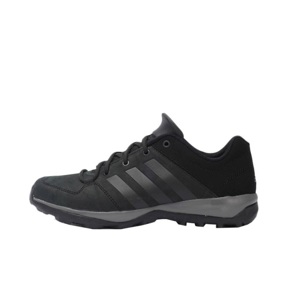 推荐商品：adidas Daroga Plus Lea 防滑耐磨 户外休闲 徒步鞋 Core Black/Granite 黑色