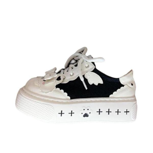 推荐商品：LIANGHUO/量货 板鞋 小众个性可爱显瘦 女款/黑色/白色