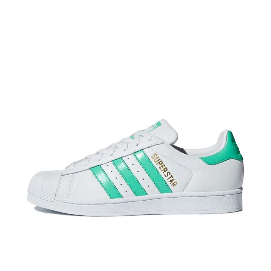 推荐商品：【宋雨琦同款】 adidas Originals Superstar 板鞋 轻便贝壳头薄底舒适百搭耐磨复古 Cloud White/Hi-Res Green/Gold Metallic 绿色/金标