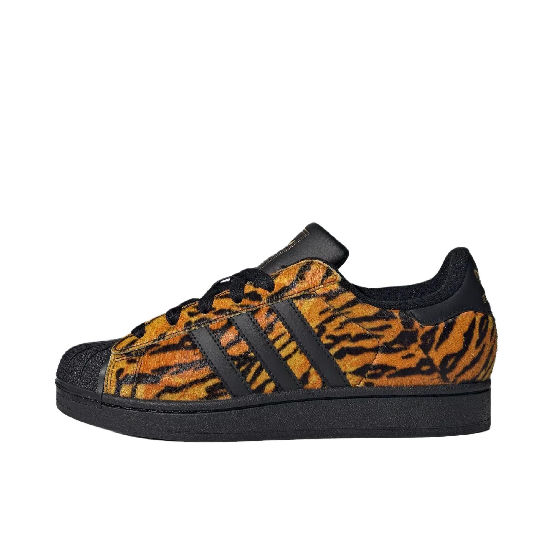 推荐商品：adidas Originals Superstar 2 板鞋 复古防滑耐磨贝壳头贴合圆头支撑 黑色/黄色
