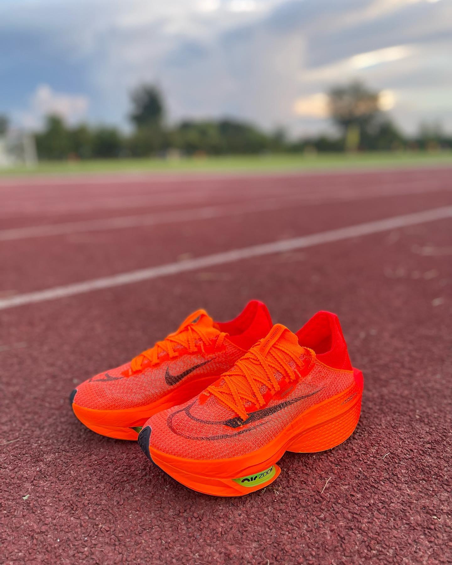 Nike Alphafly 2 轻量舒适的竞速秘诀