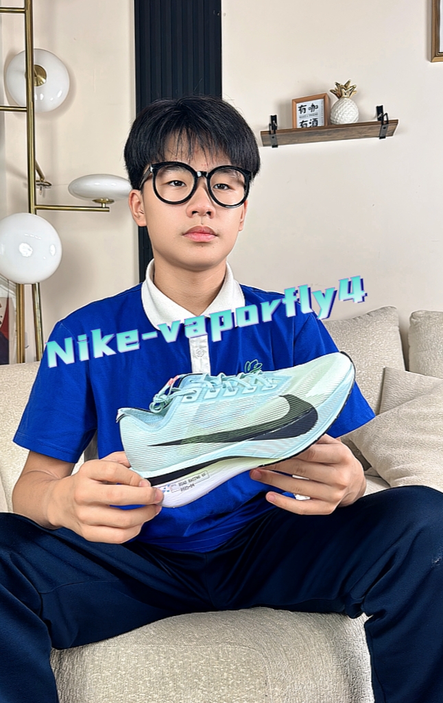 我的鞋柜就缺这颜色的尖货跑鞋了，今天终于来了