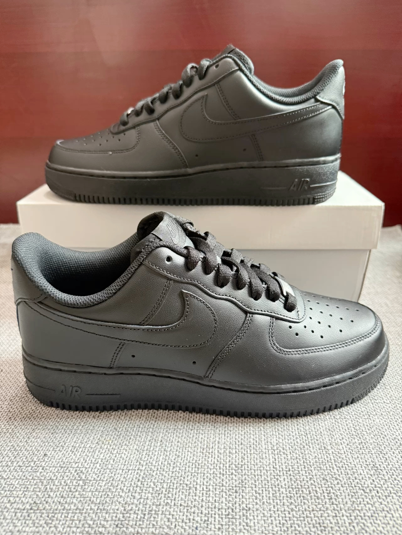 空军一号黑武士配色 耐克设计贴合男生喜好