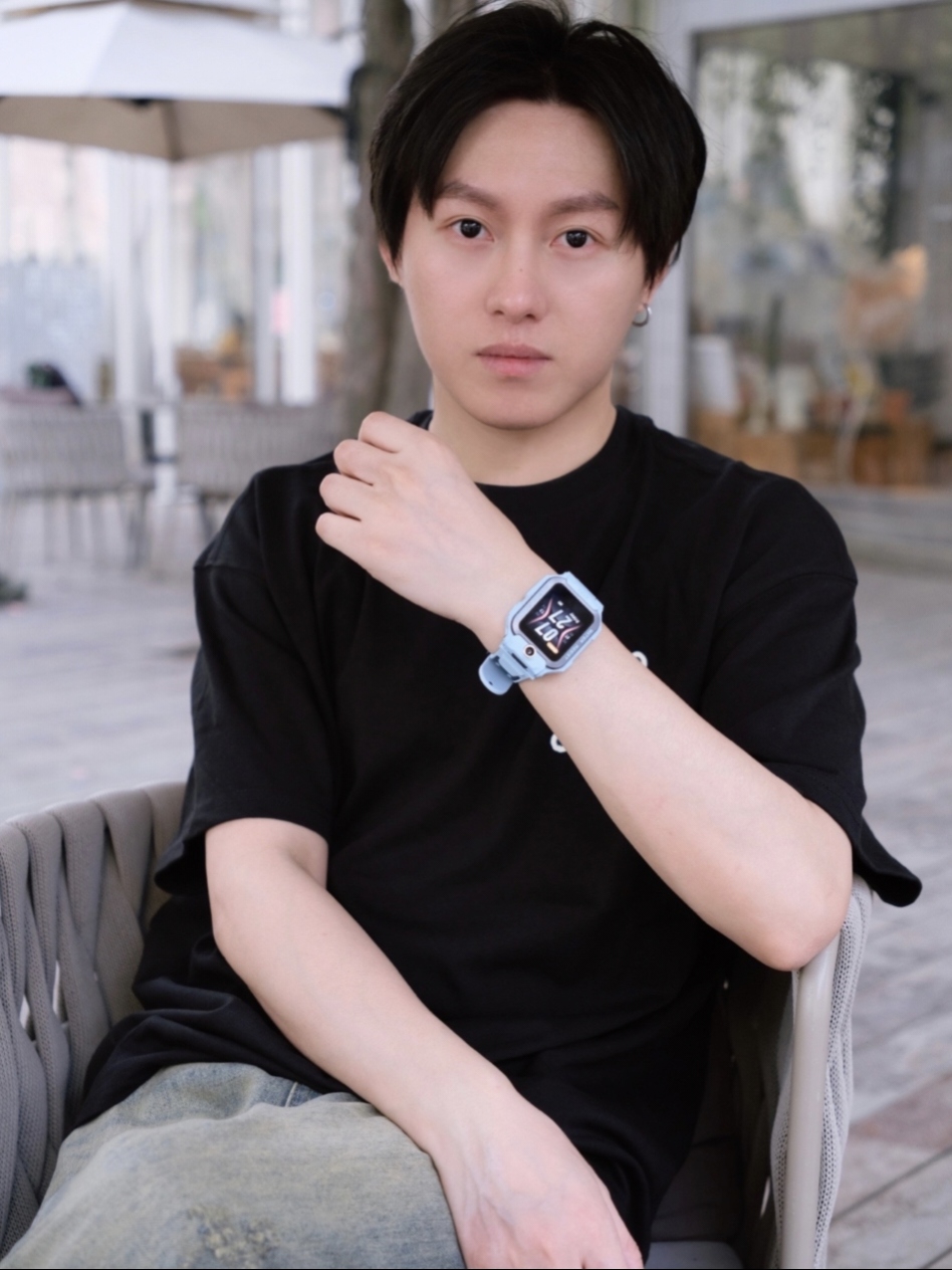谁还不是个孩子？——小天才智能手表 