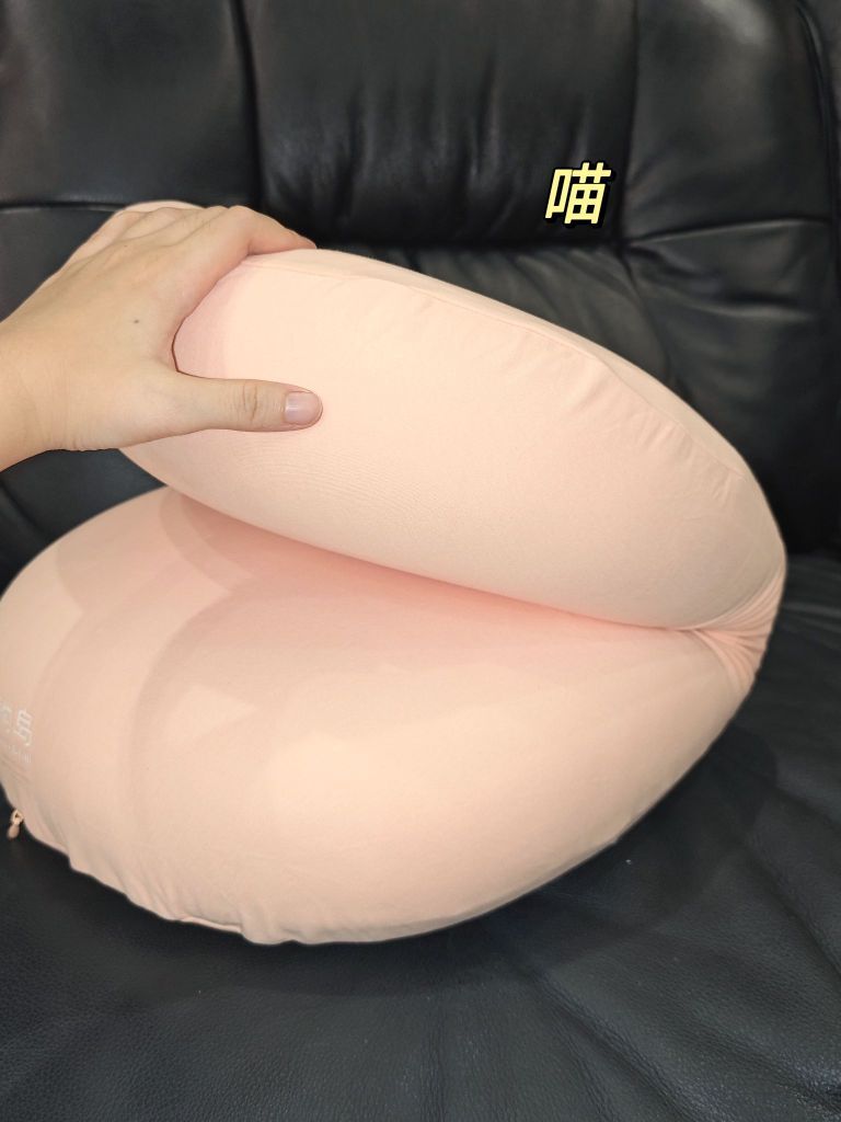 朋友送的这个枕头,好舒服好喜欢!!!